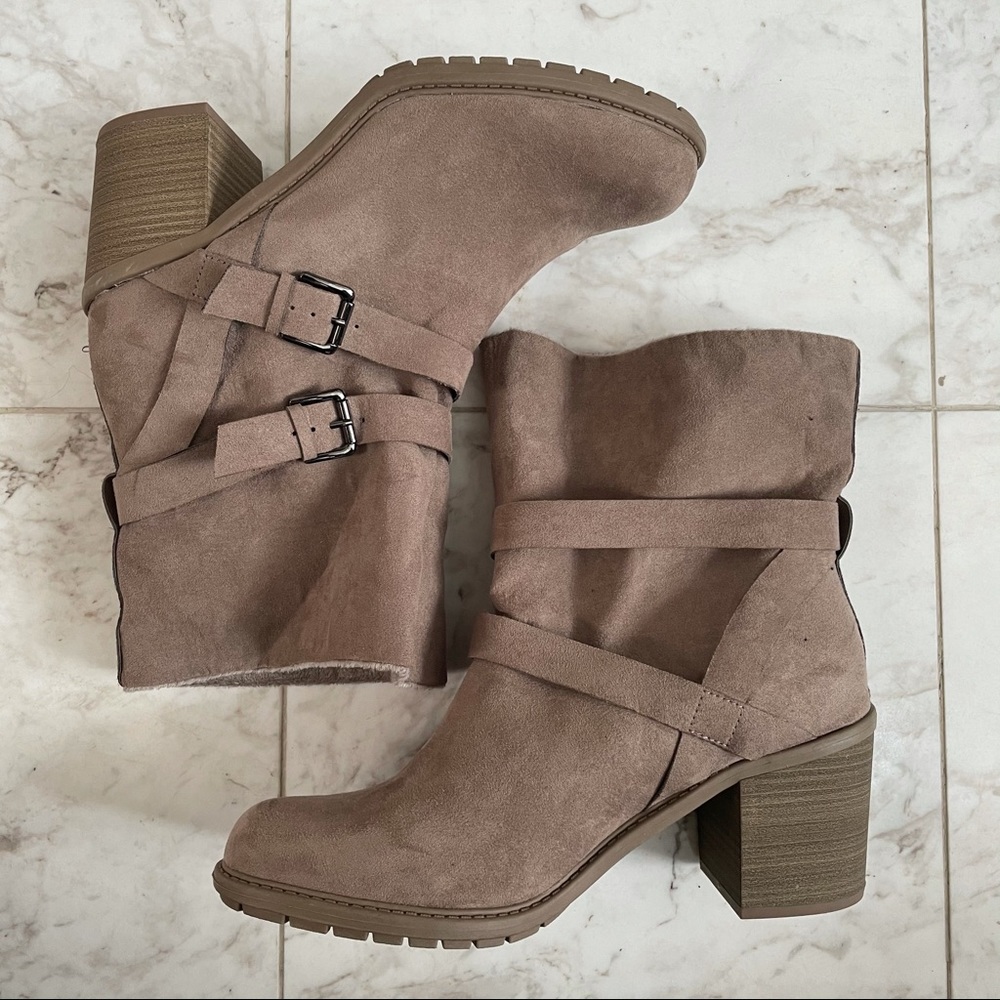 Boots, Size 11, NEVER WORN